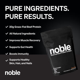 Noble Origins Poudre de Protéine Chocolat en portion dans une cuillère
