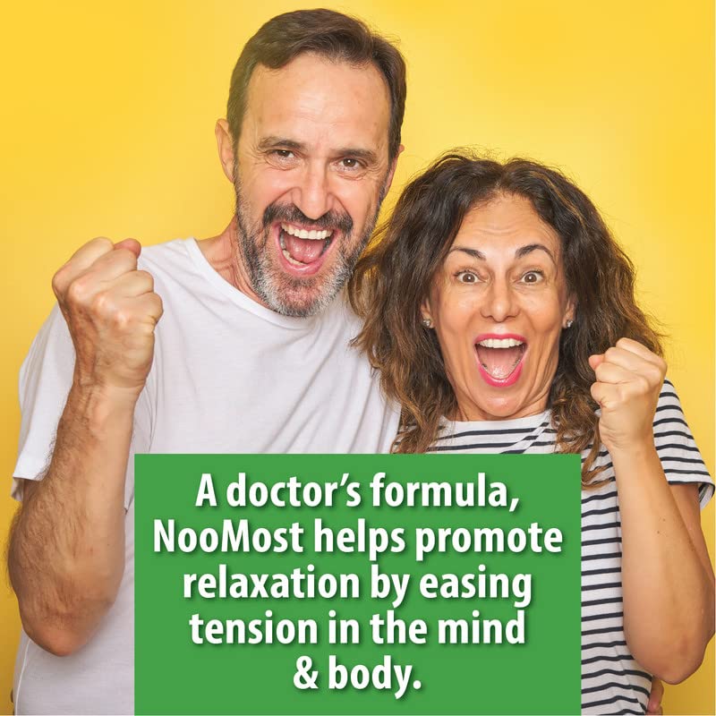 NooMost HTP-5 en capsules sur une main