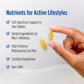 Nordic Naturals Multivitamine Extra Fort, présentation des comprimés dans un verre