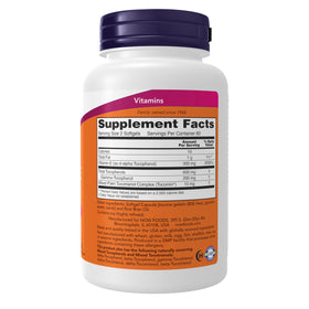 NOW Foods Complex Gamma E gélules molles sur fond blanc