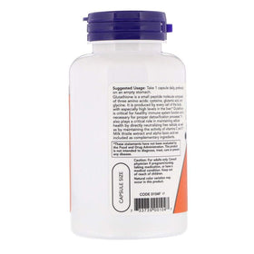 NOW Foods Glutathione Antioxydant Cellulaire 500 mg - Capsules végétariennes dans une main