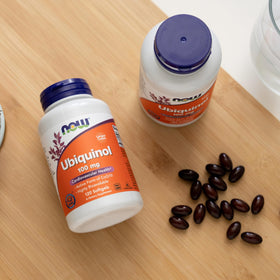 NOW Foods Ubiquinol 100 mg gélules en vue latérale