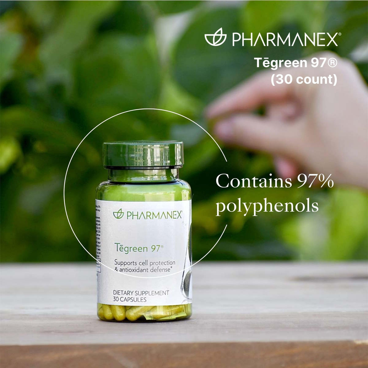 Nu Skin Tēgreen 97 capsules sur un fond blanc