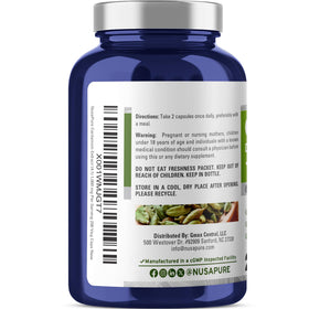 NusaPure Cardamome 1000 mg capsules sur fond blanc