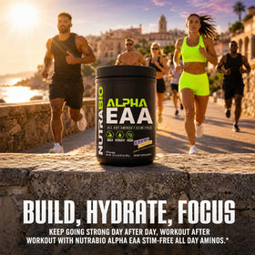 NutraBio Alpha EAA Poudre de BCAA 30 Portions Citron Myrtille avec étiquette détaillée