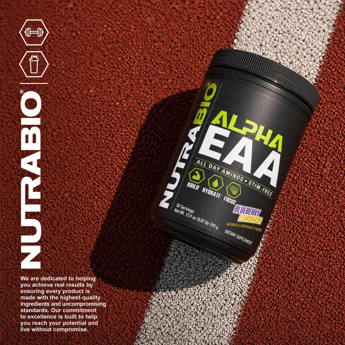 NutraBio Alpha EAA Poudre de BCAA 30 Portions Citron Myrtille en utilisation sportive