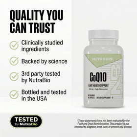 NutraBio CoQ10 100mg sur une table en bois