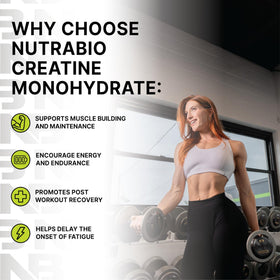 NutraBio Créatine Monohydrate 300 g en poudre dans un verre d'eau