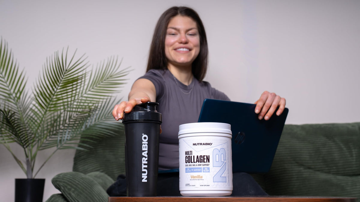 NutraBio Multi Collagène Poudre Vanille 581g avec ingrédients