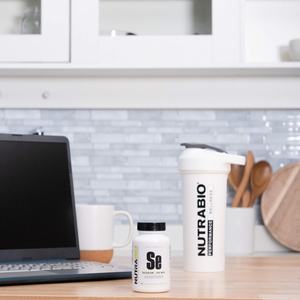 NutraBio Sélénium 200mcg 90 capsules végétales avec étiquette