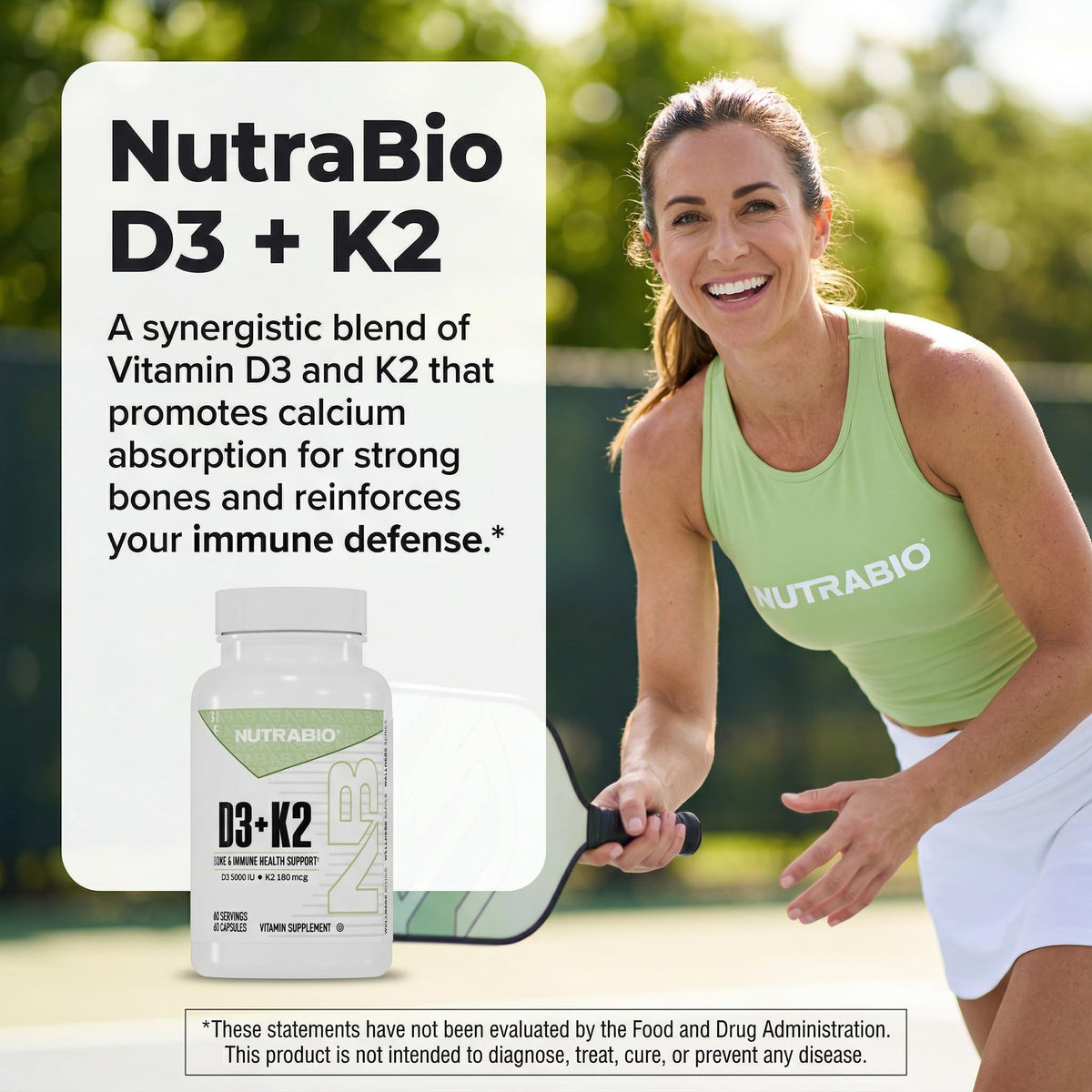 NutraBio Vitamine D3 K2 5000 UI capsules sur une table en bois
