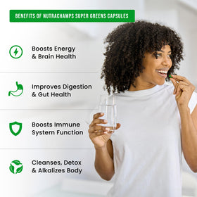 NutraChamps Super Aliments Verts Bio avec fruits et légumes en arrière-plan