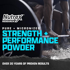 Nutrex Research Créatine Monohydrate Poudre 490g en préparation dans un verre