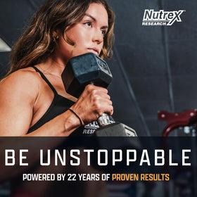 Nutrex Research EAA Hydration en train de se mélanger dans l'eau