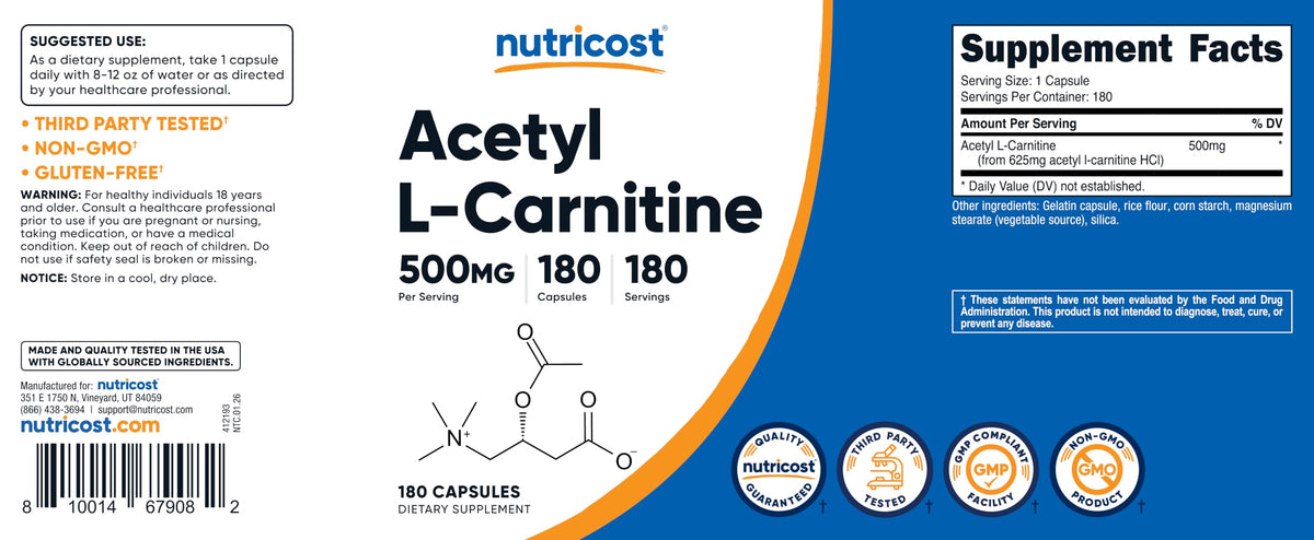 Nutricost Acétyl L-Carnitine 500mg capsules avec un verre d'eau