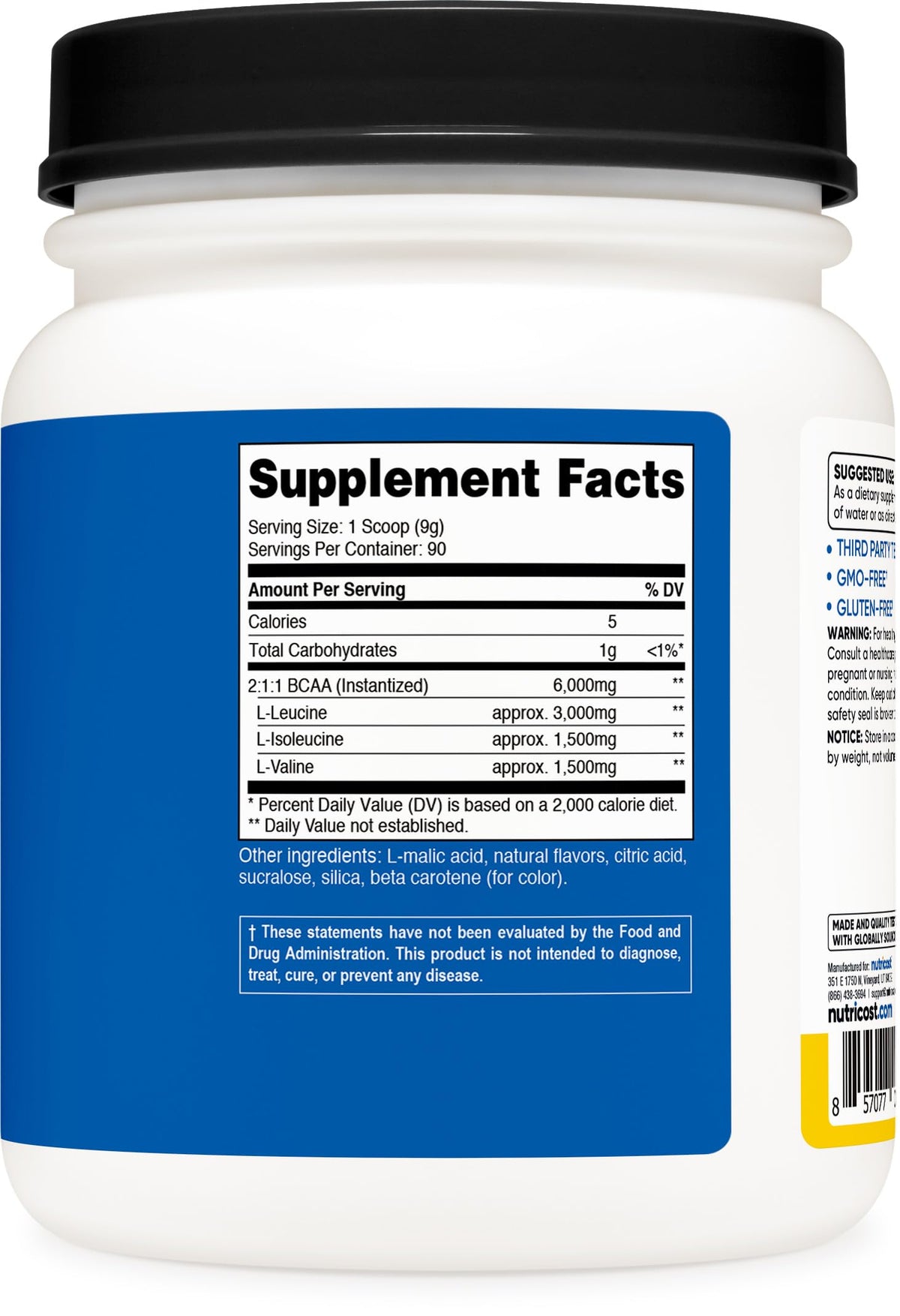 Nutricost BCAA ananas en poudre sur une table de gym