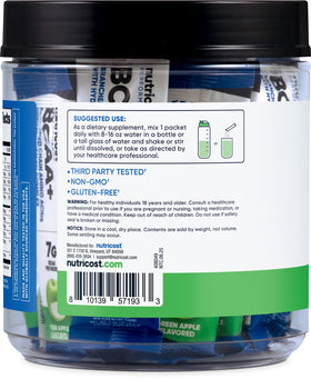 Nutricost BCAA+ Hydration 20 stickpacks affichés sur une table