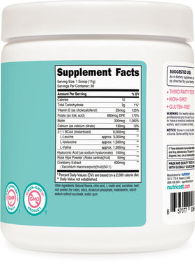 Nutricost BCAA pour Femmes en poudre dans un verre