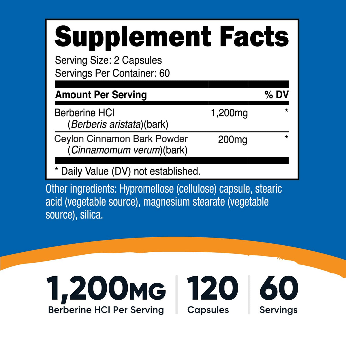 Nutricost Berberine HCl capsules à côté d'un verre d'eau