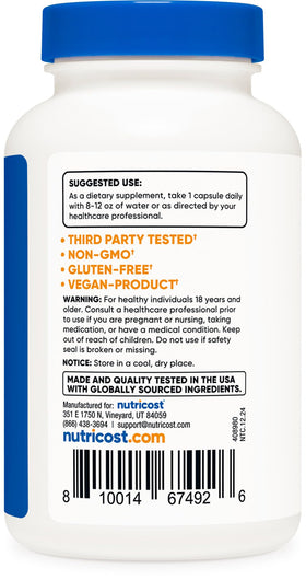 Nutricost capsules de champignons sur une table