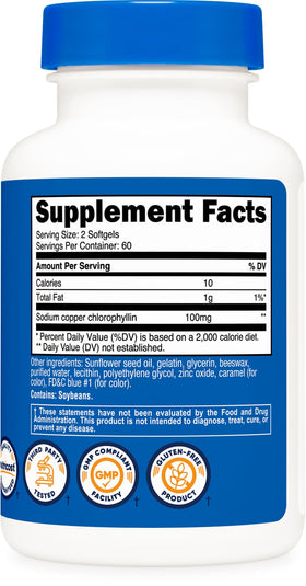 Nutricost Chlorophyll 100mg gélules sur une surface blanche