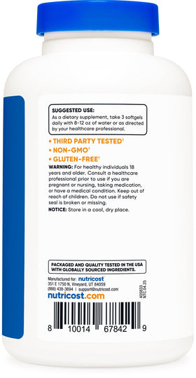 Nutricost CLA 2400mg gélules avec une main pour référence