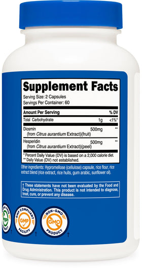 Nutricost Diosmine et Hespéridine 1000mg capsules avec un verre d'eau