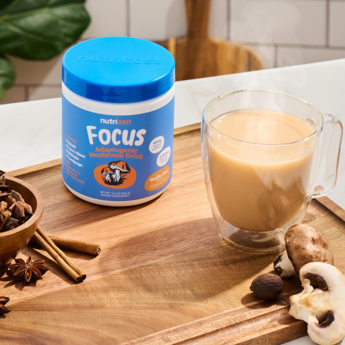 Nutricost Nutrizen AM Focus Boisson Adaptogène Vanille Chai avec tasse