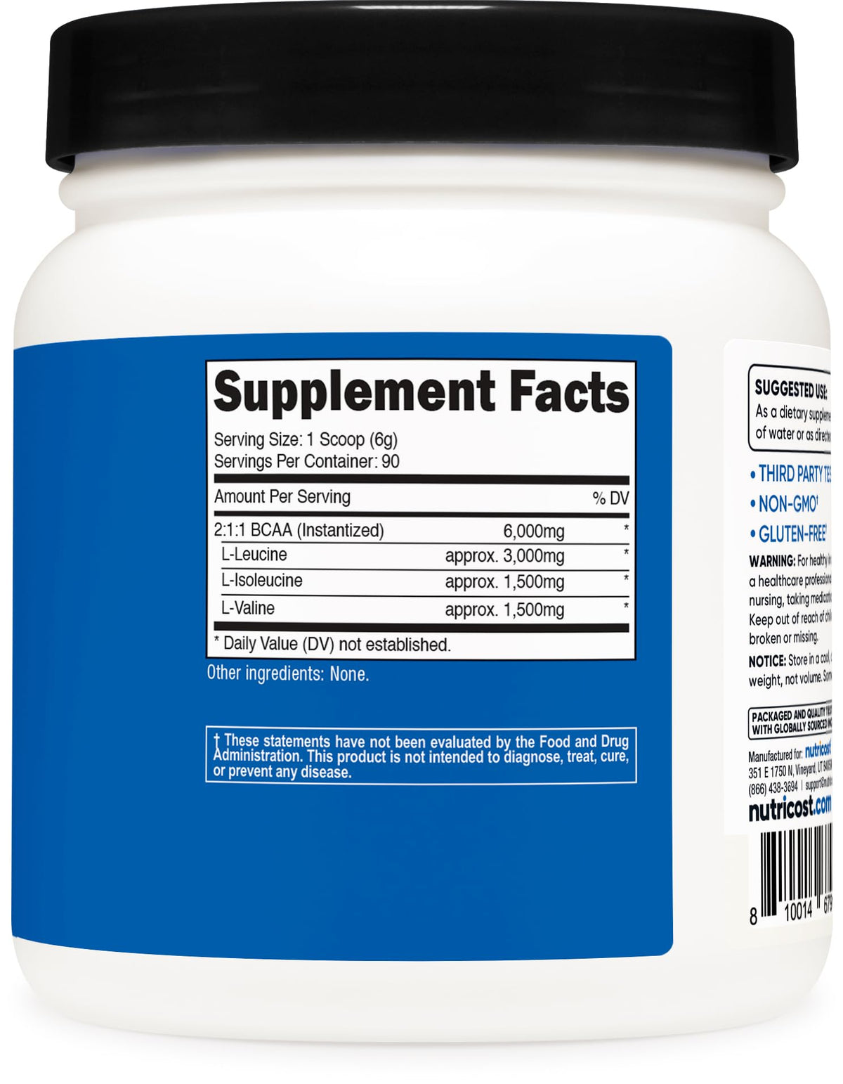 Nutricost Poudre BCAA 2:1:1 630g sur une table de sport