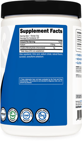 Nutricost Poudre de Créatine Monohydrate 500 g sur une table de sport