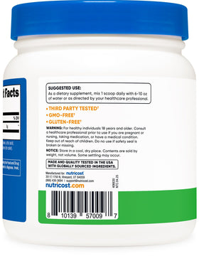 Nutricost Poudre de L-Glutamine 500g Saveur Pomme Verte dans un verre d'eau