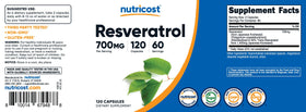 Nutricost Resveratrol 700mg capsules avec verre d'eau