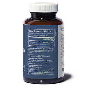 Offernova Magnesium Ultra avec des ingrédients sur fond neutre