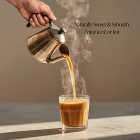 OM MUSHROOM SUPERFOOD Latte Chai Vanille avec des champignons visibles