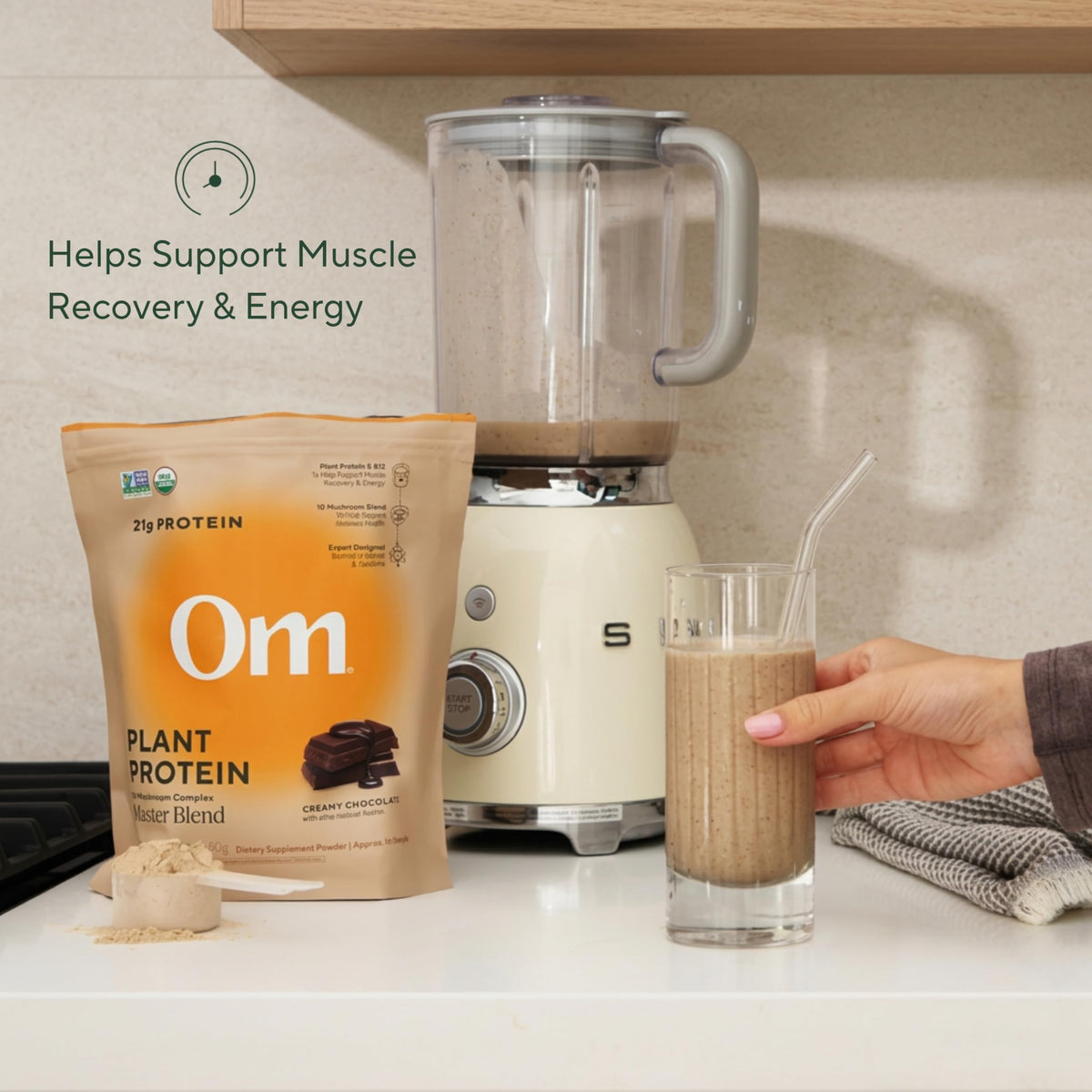 OM MUSHROOM SUPERFOOD Master Blend Poudre de Protéine Végane Chocolat 581g avec cuillère