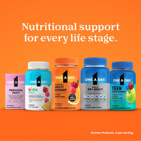 ONE A DAY Multivitamines Femmes, comprimés dans une main