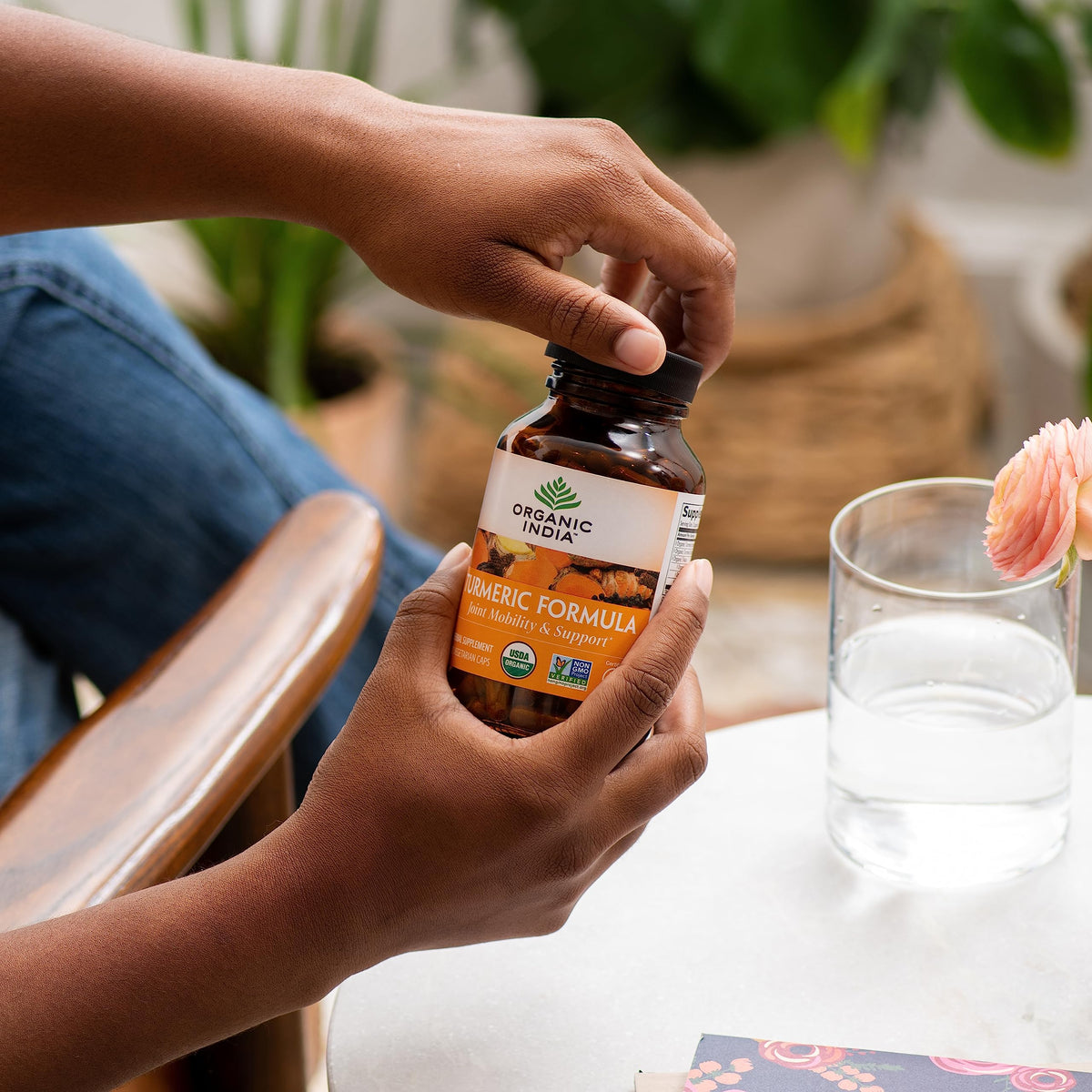ORGANIC INDIA Curcuma Curcuma capsule avec ingrédients naturels