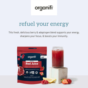 Organifi Red Juice en poudre mélangé dans un verre d'eau