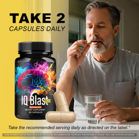 OVICIA IQ Blast Plus capsules en main