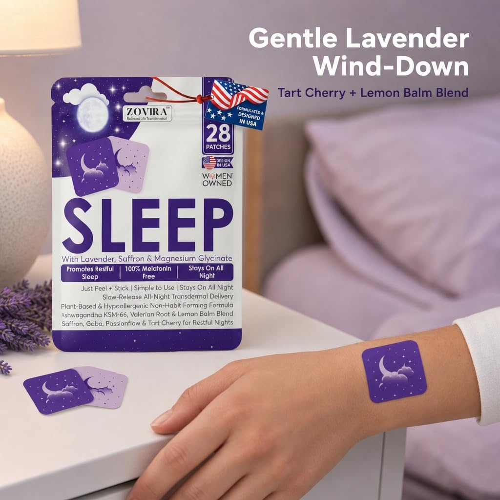 Patches de sommeil ZOVIRA, vue de côté avec un patch en main