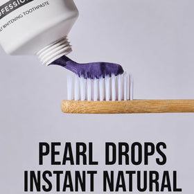 Pearl Drops Charbon Actif 75ml - application sur une brosse à dents