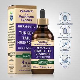 Piping Rock Teinture de Champignon Turkey Tail 118 ml sur une table en bois