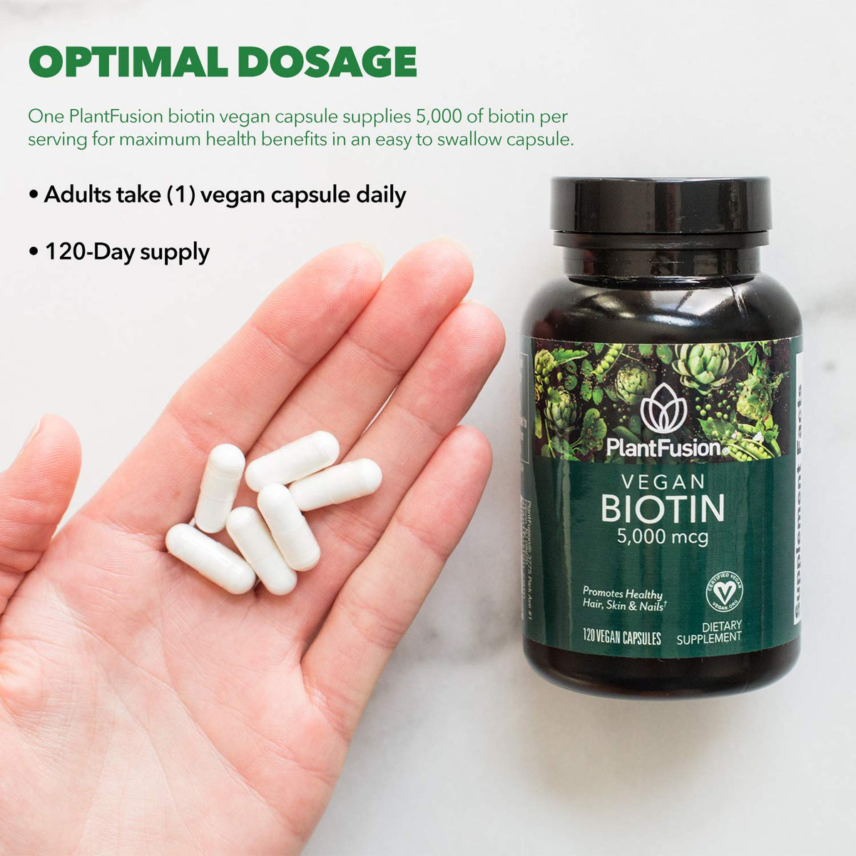PlantFusion Biotine Végétale - Capsules sur une table en bois