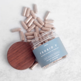 Plexus ProBio 5® capsules ouvertes montrant leur taille