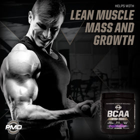 PMD BCAA Poudre sans Stimulants Saveur Raisin sur une table