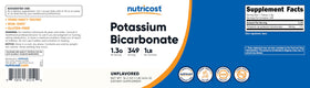 Pot de Bicarbonate de Potassium Nutricost sur fond neutre