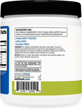 Poudre BCAA Nutricost dans un verre avec de l'eau
