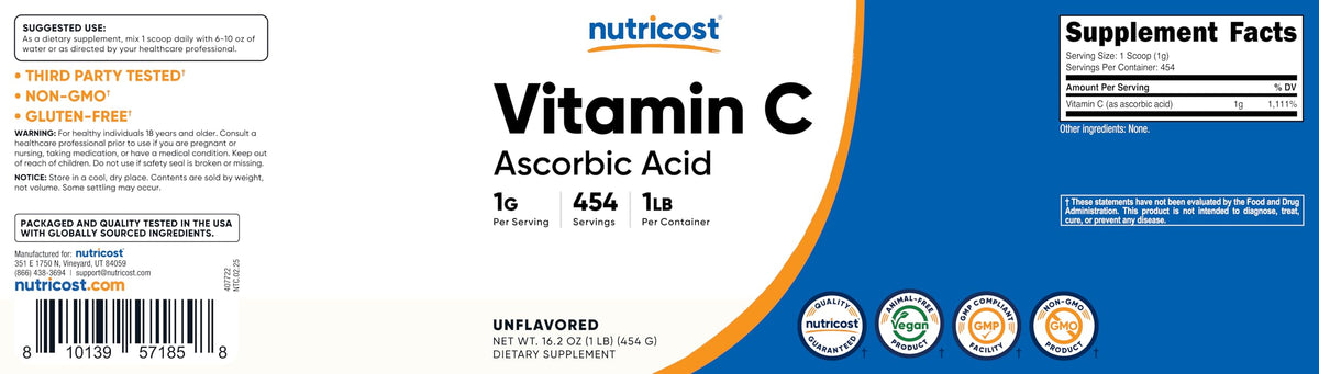 Poudre d'acide ascorbique Nutricost avec une cuillère doseuse