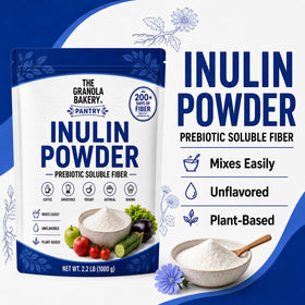 Poudre d'inuline YOLEEZ ajoutée dans un smoothie avec des fruits