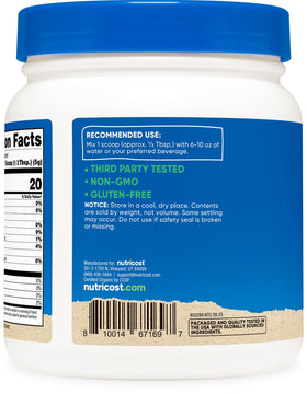 Poudre de betterave bio Nutricost dans un bol avec des fruits